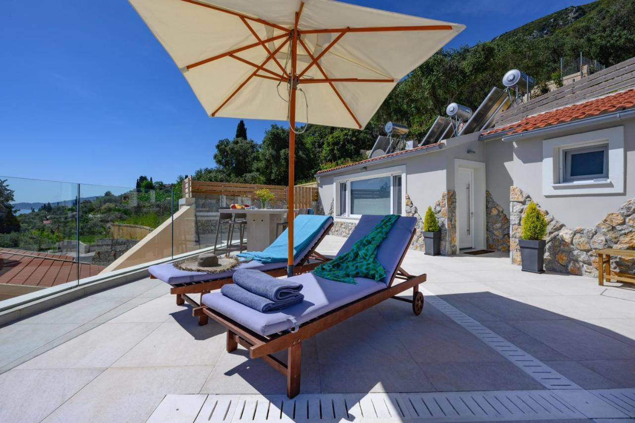 Sea & Cliff Luxury Suites Benitses  Exterior foto